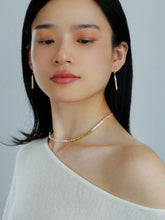 Load image into Gallery viewer, Streamer Toothpick Baroque Pearl Earrings - floysun

