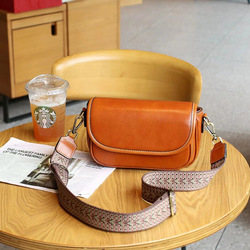 Simple Daylife Flap Crossbody Bag
