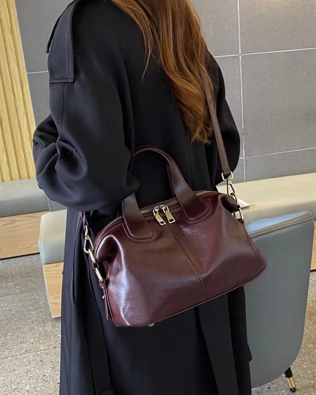 Timeless Full Grain Leather Everyday Carry Bag Handbag