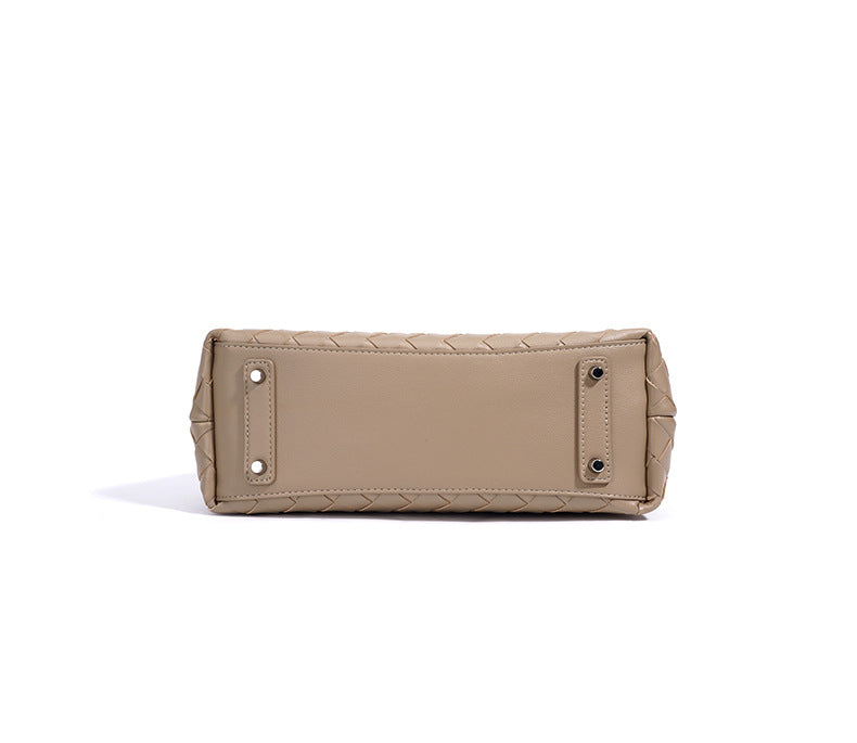 New Woven Leather Chain Basket Bag