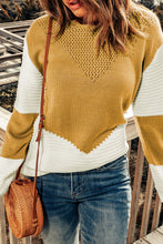 Load image into Gallery viewer, Two-Tone Chevron Pullover Sweater
