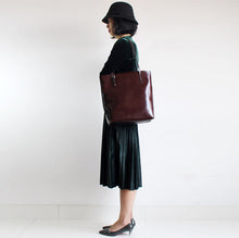 Load image into Gallery viewer, Simple Leather Tote Bag Shoulder Bag for Women
