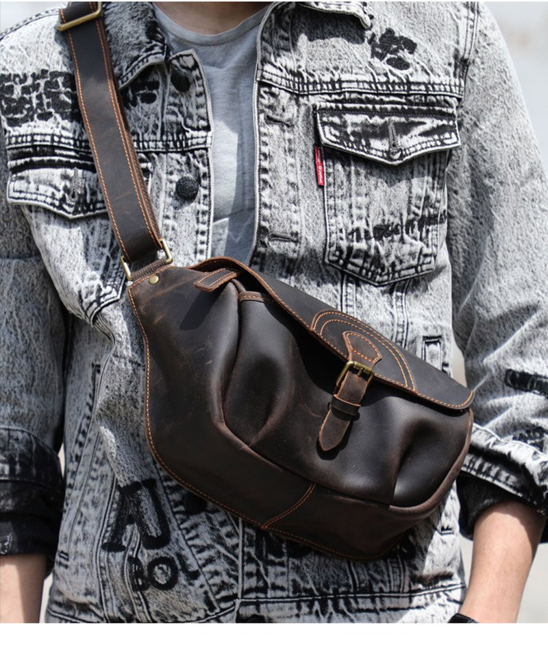 Stylish Vintage Leather Cross Body Bag for Men