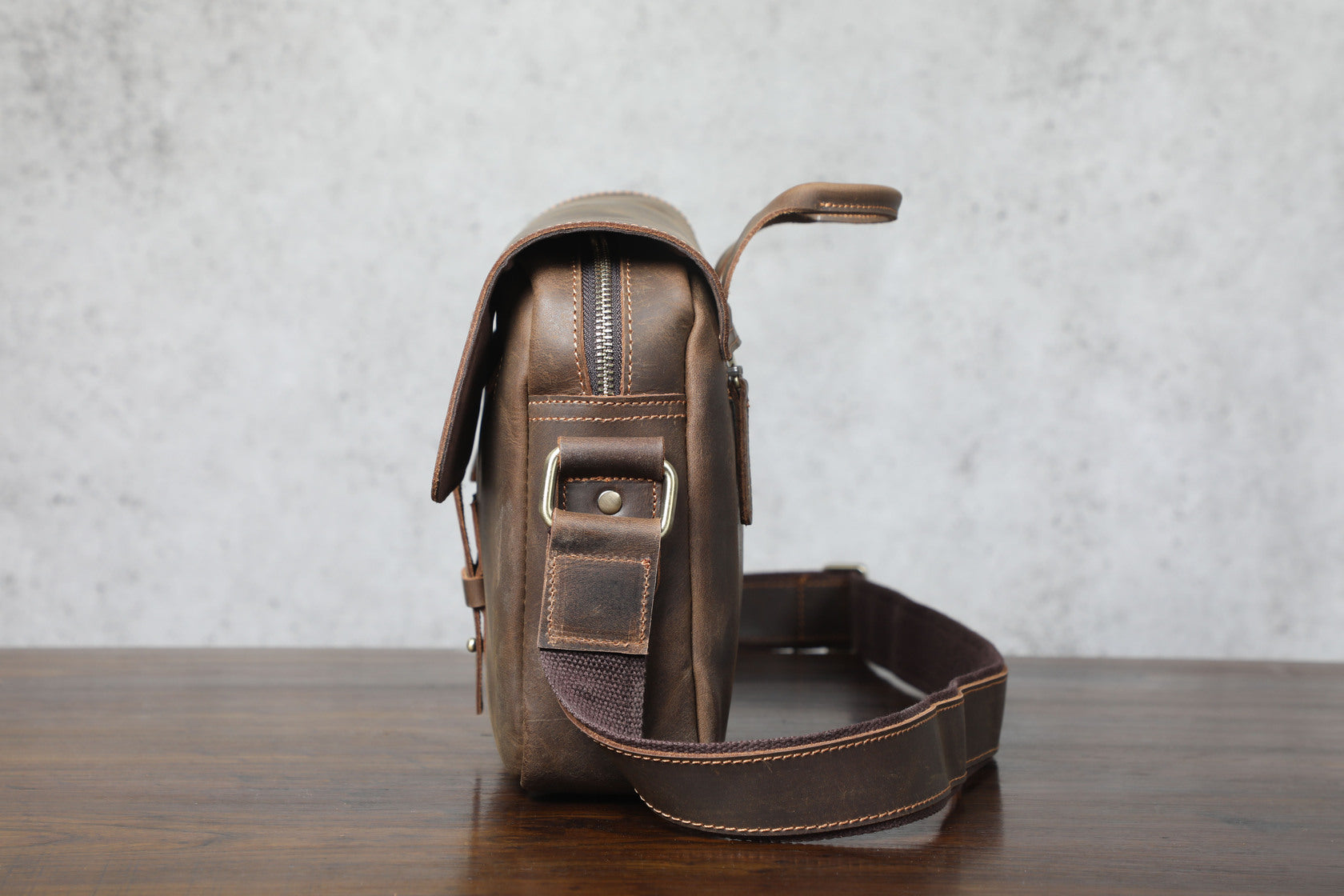Retro Small Brown Messenger Shoulder Bag