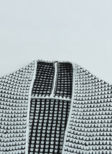 Load image into Gallery viewer, Oversized Grey Checkered Long Cardigan Sweater
