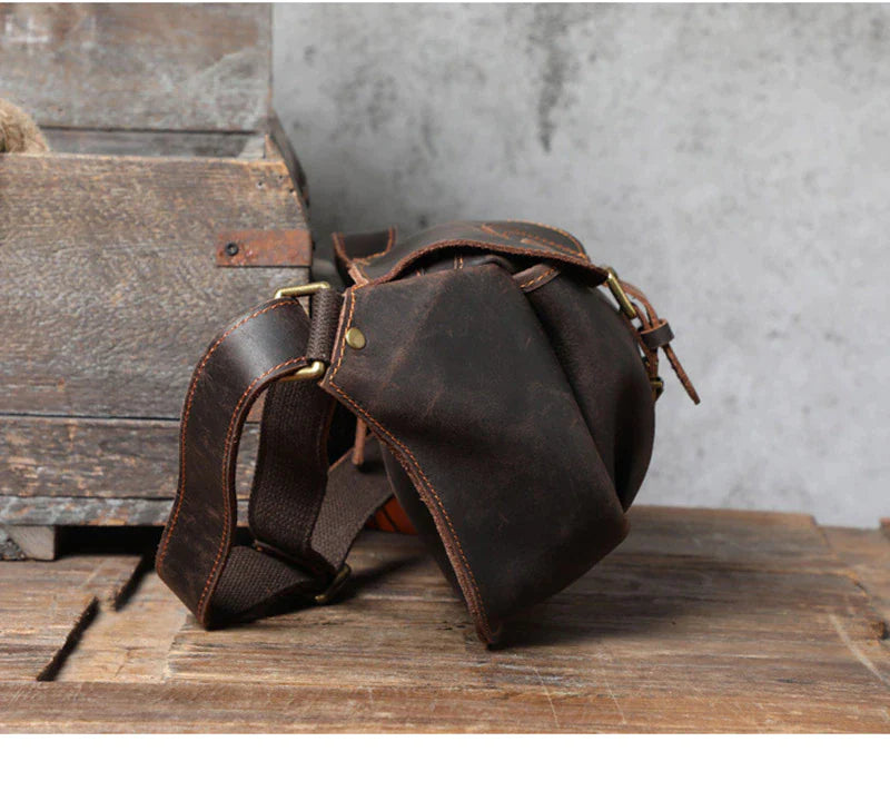 Stylish Vintage Leather Cross Body Bag for Men