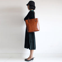 Load image into Gallery viewer, Simple Leather Tote Bag Shoulder Bag for Women
