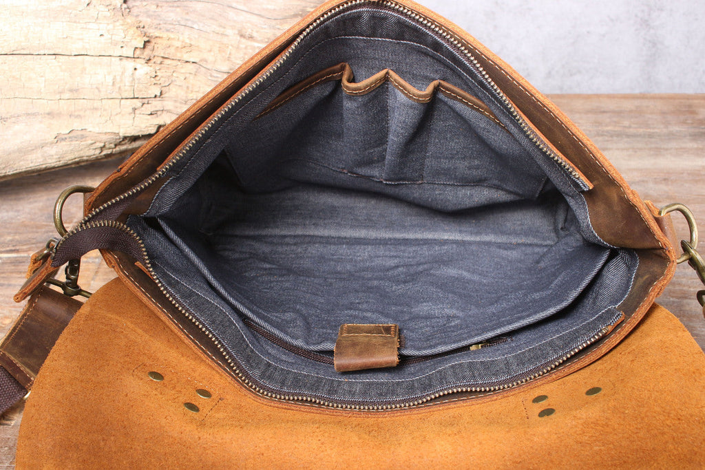 Brown Vinatge Shoulder Bag