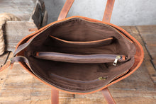 Load image into Gallery viewer, Brown Leather Tote Bag

