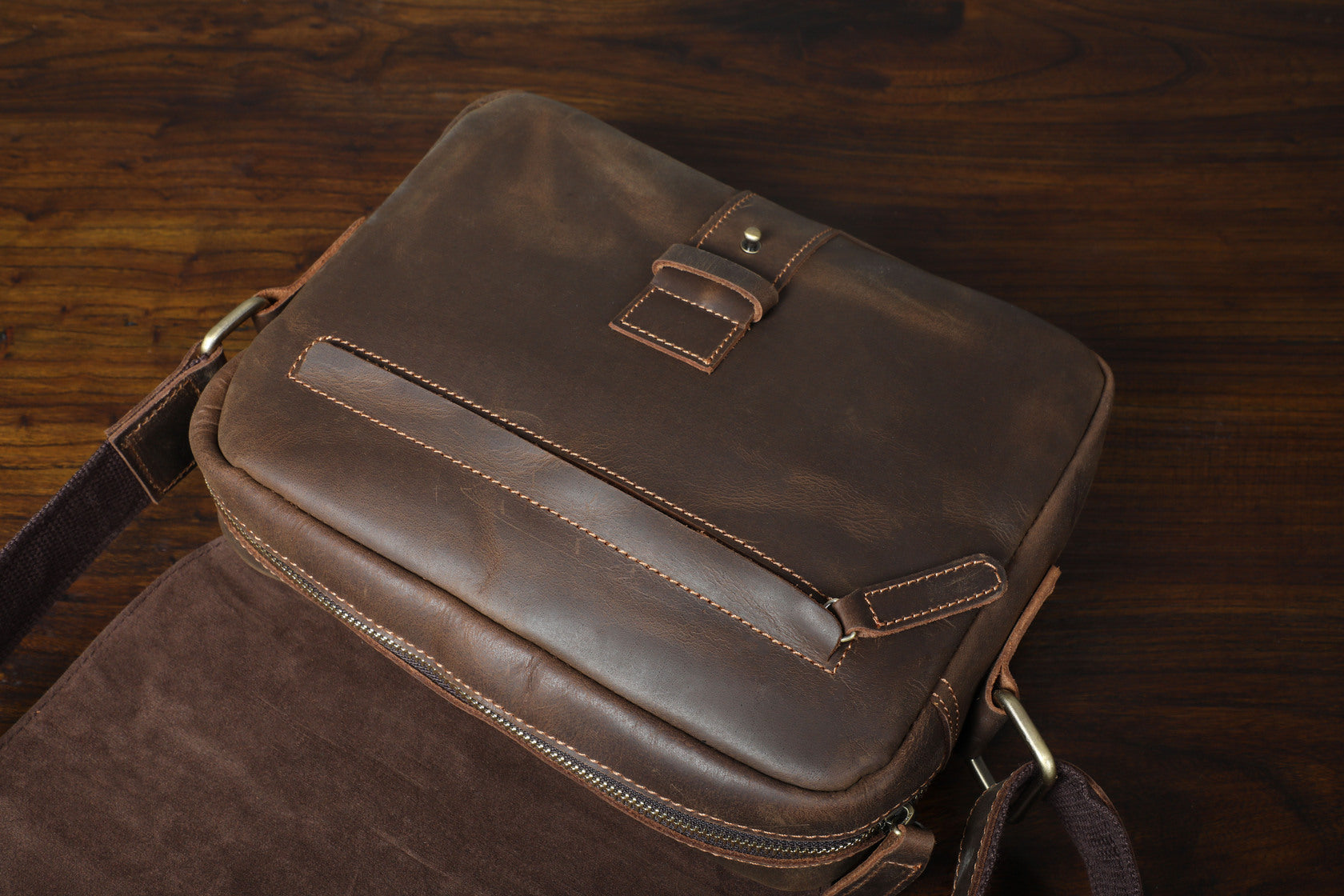 Retro Small Brown Messenger Shoulder Bag