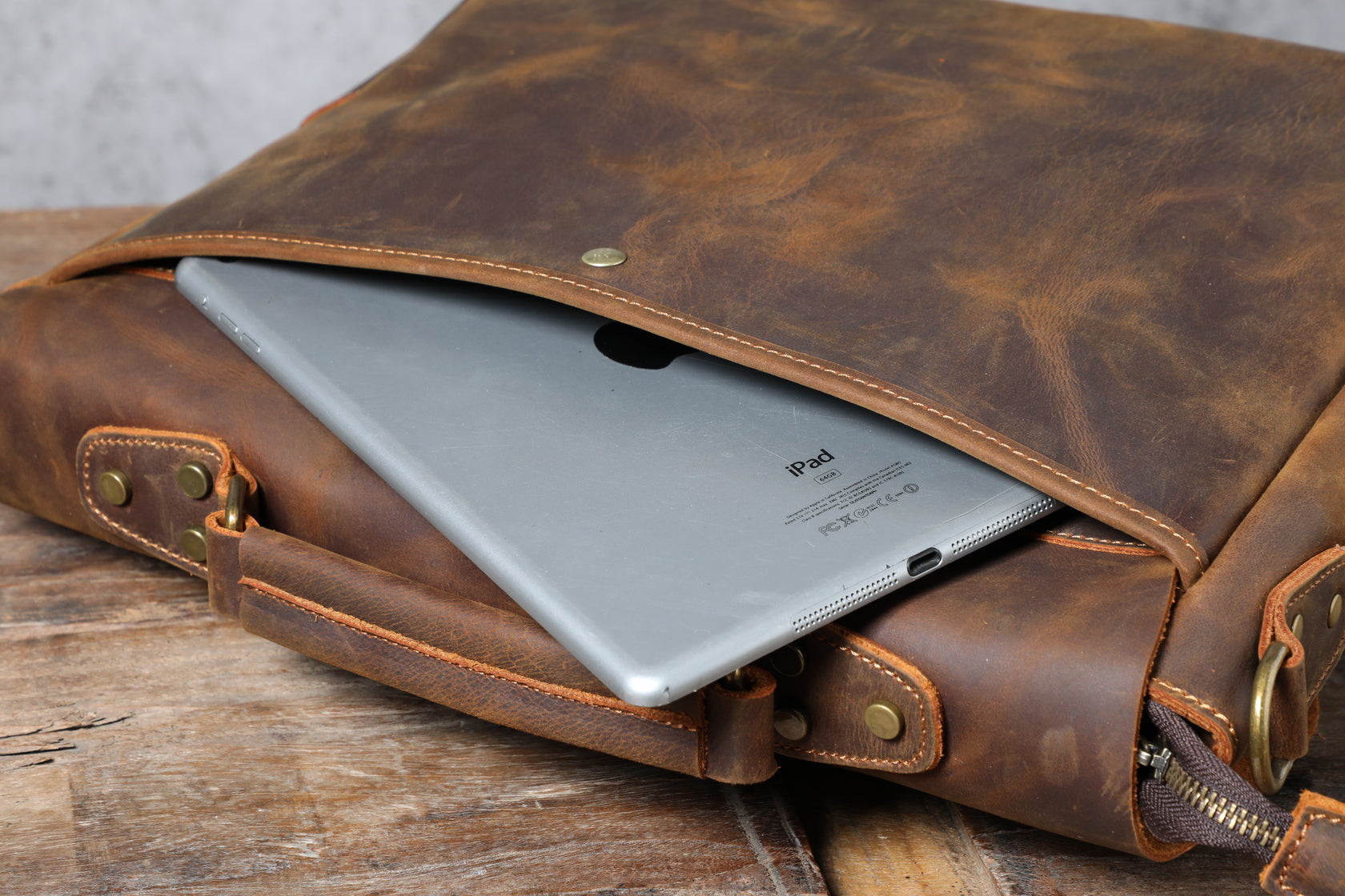 Brown Vinatge Shoulder Bag