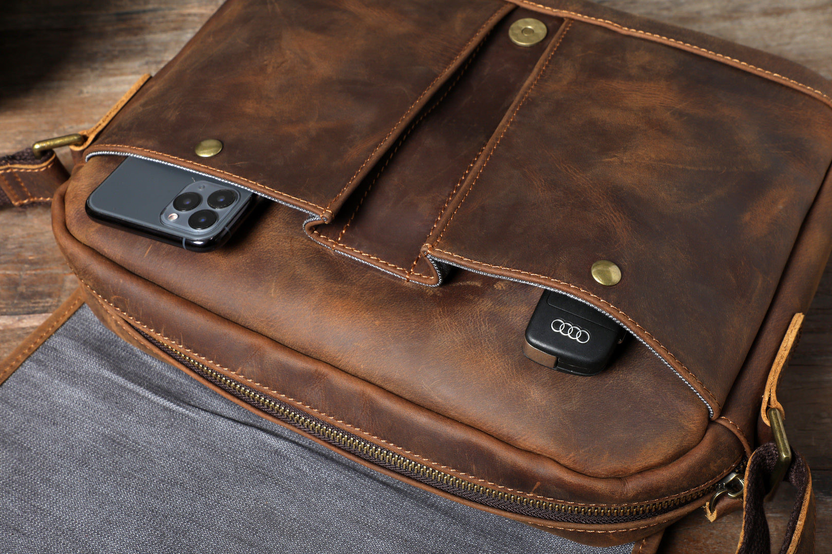 Retro Shoulder Messenger Bag