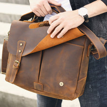 Load image into Gallery viewer, Brown Vinatge Shoulder Bag
