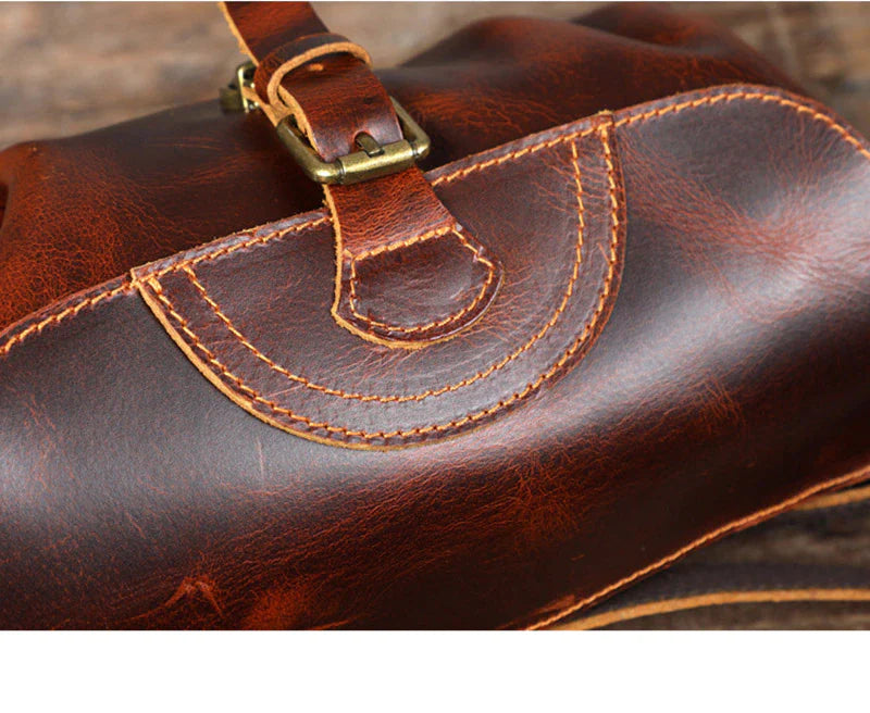 Stylish Vintage Leather Cross Body Bag for Men