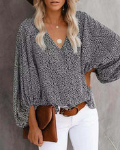 Load image into Gallery viewer, V-neck Puff Sleeve Floral Top Black

