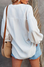 Load image into Gallery viewer, White Buttons Long Sleeve Blouse
