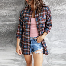 Load image into Gallery viewer, Plaid Button Down Shirt
