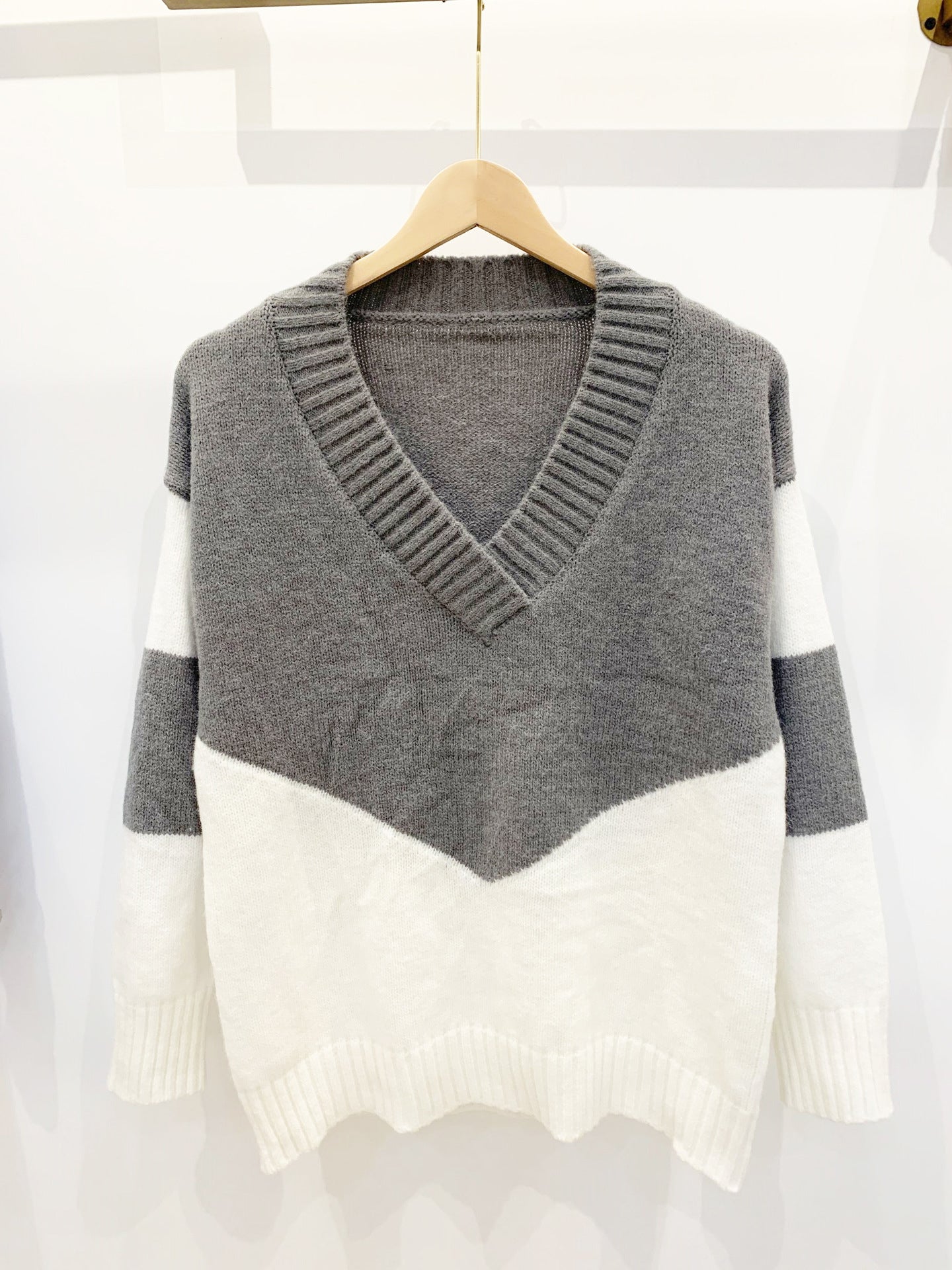 Color Block Long Sleeve Sweater