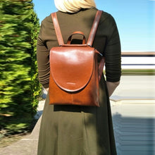 Load image into Gallery viewer, Convertible Leather Backpack Shoulder Bag for Women

