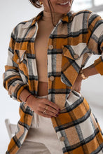 Load image into Gallery viewer, Classic Modern Check Color Stitching Shirt
