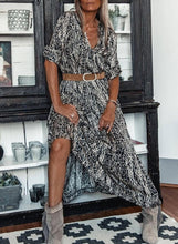 Load image into Gallery viewer, Black Print Maxi Dress
