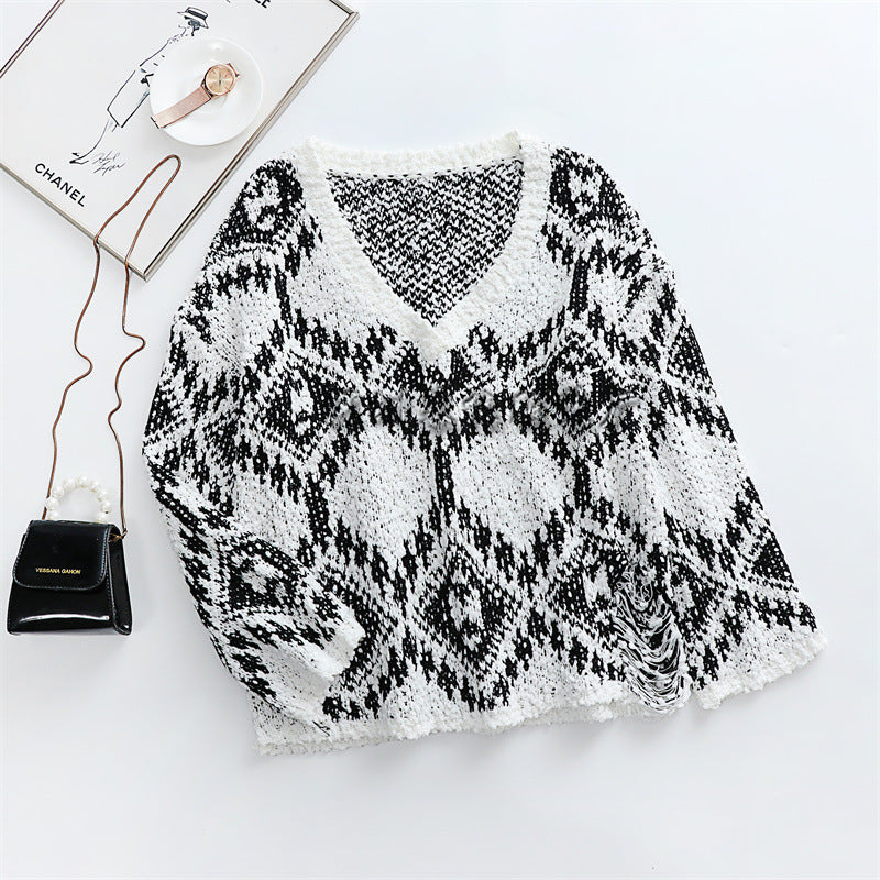 Geo Knitted V-neck Long Sleeve Sweater