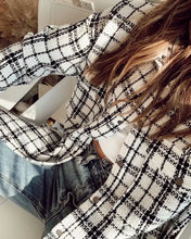 Load image into Gallery viewer, Fashion Single Breasted Tweed Plaid Jacket
