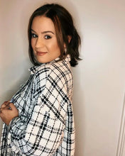 Load image into Gallery viewer, Fashion Single Breasted Tweed Plaid Jacket
