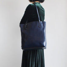 Load image into Gallery viewer, Simple Leather Tote Bag Shoulder Bag for Women
