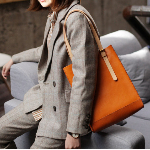 Minimalist Medium Brown Leather Tote Handbags Shoulder Tote Bags for Women