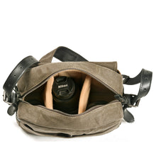 Load image into Gallery viewer, Vintage Camera Side Bag
