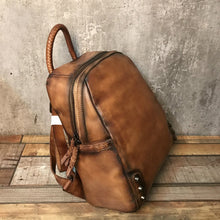 Load image into Gallery viewer, Vintage Ladies Leather Zip Backpack Purse Medium Leather Rucksack For Women
