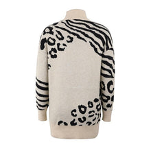 Load image into Gallery viewer, Leopard Turtle Neck Long Sweater
