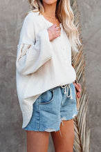 Load image into Gallery viewer, White Buttons Long Sleeve Blouse
