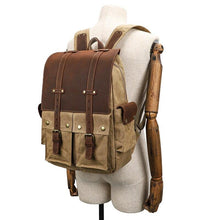 Load image into Gallery viewer, Classci Color Block Cavans Backpack
