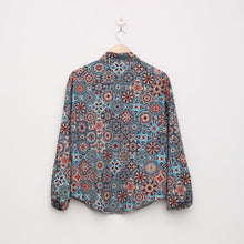 Load image into Gallery viewer, Moroccan Architecture Print Long Sleeve Blouse
