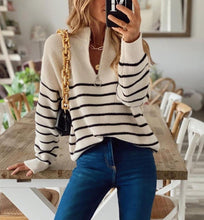 Load image into Gallery viewer, Zipper Striped Black and White Pullover
