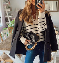 Load image into Gallery viewer, Zipper Striped Black and White Pullover
