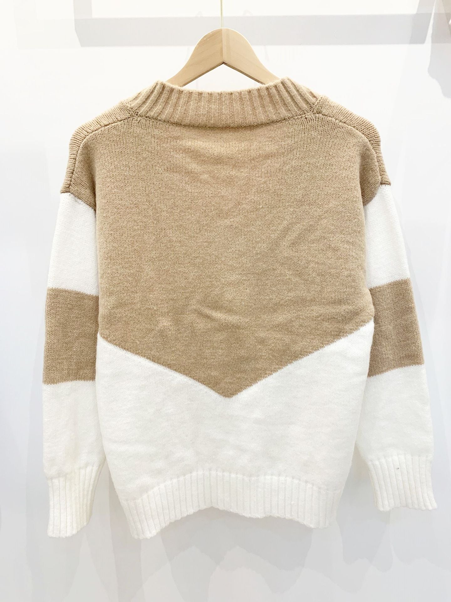 Color Block Long Sleeve Sweater