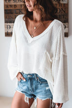 Load image into Gallery viewer, White V-neck Long Sleeve Loose Blouse
