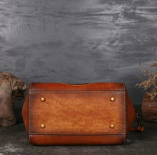 Load image into Gallery viewer, Genuine Leather Handbags for Women Retro Crossbody Bag
